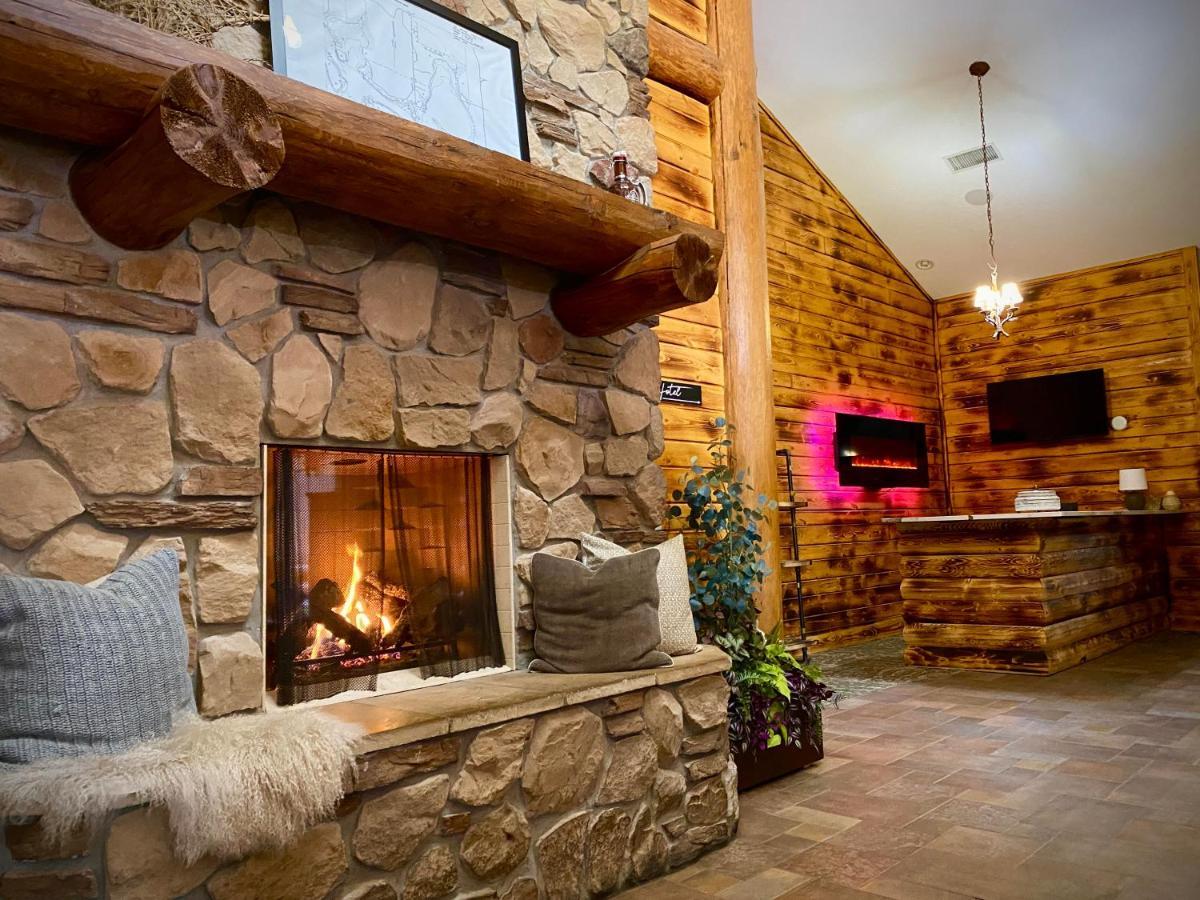 Balsam Lake Lodge Extérieur photo