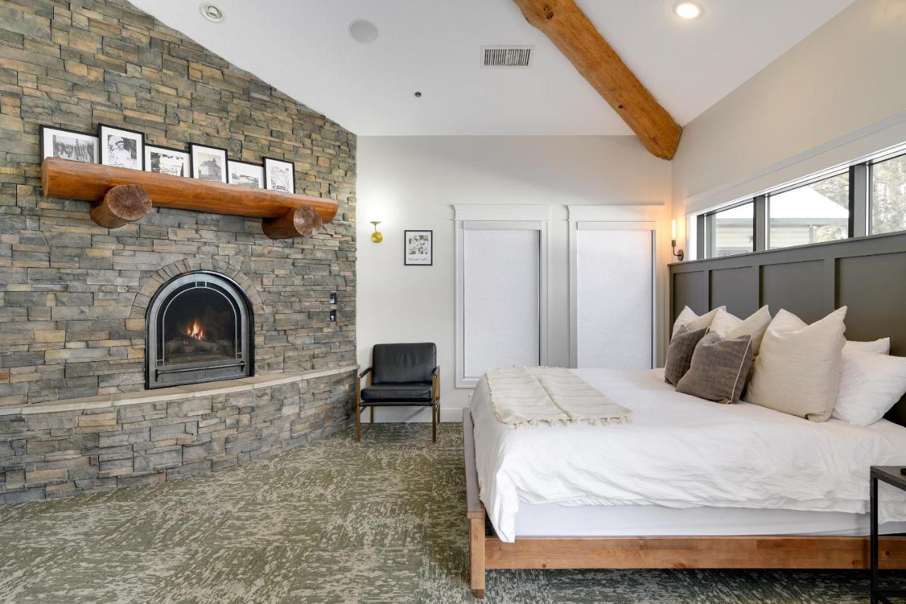 Balsam Lake Lodge Extérieur photo